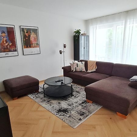 Beautiful New Apt In Old Town Near Train Station - Free Parking Bratislava Luaran gambar