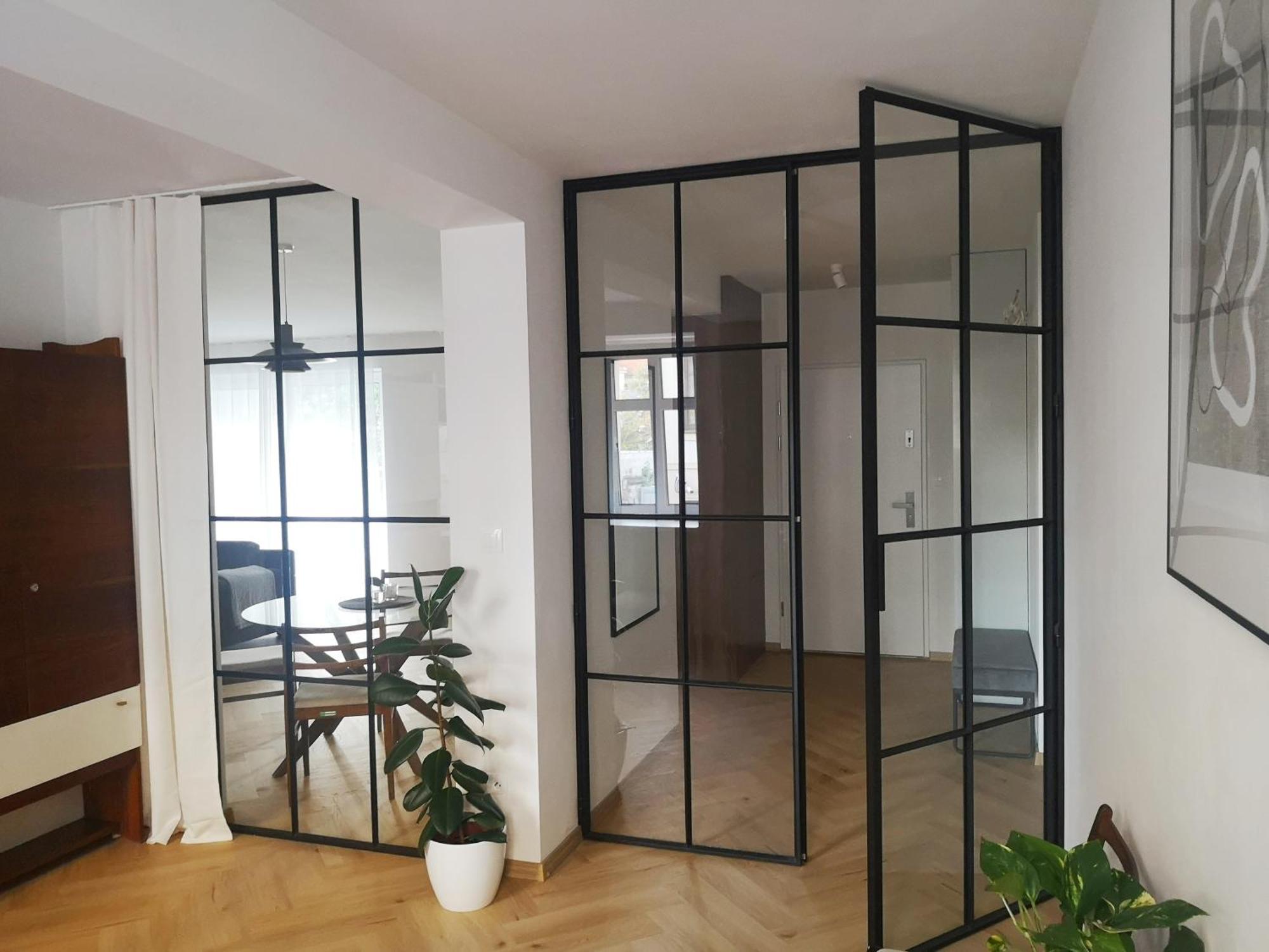 Beautiful New Apt In Old Town Near Train Station - Free Parking Bratislava Luaran gambar