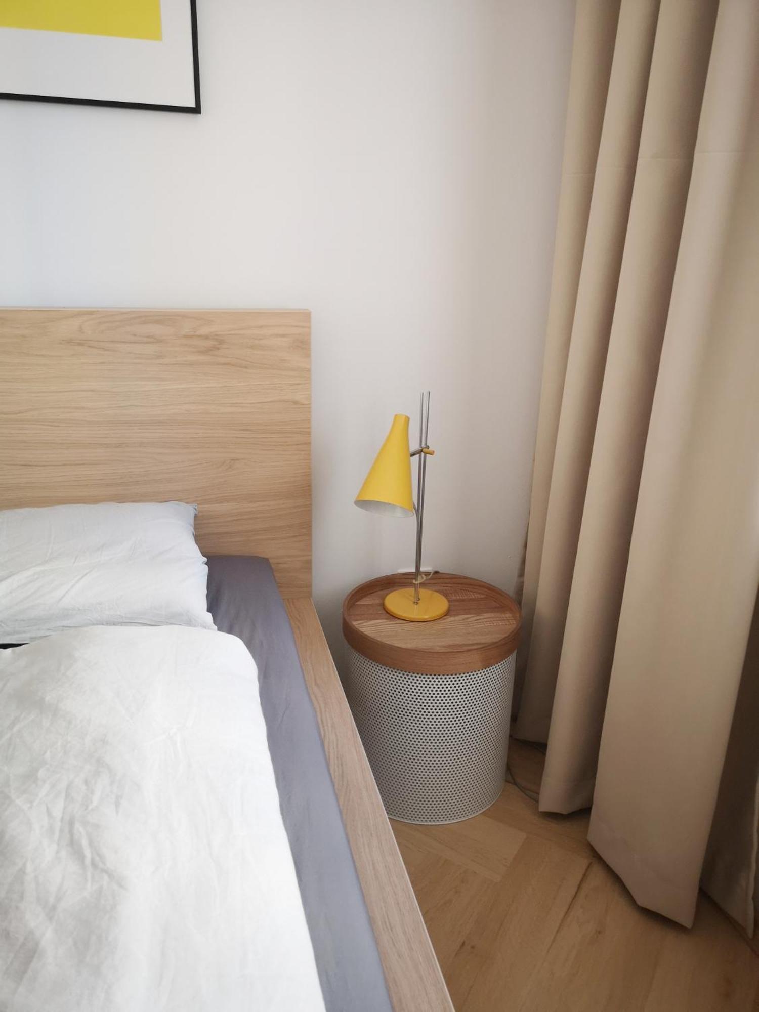 Beautiful New Apt In Old Town Near Train Station - Free Parking Bratislava Luaran gambar